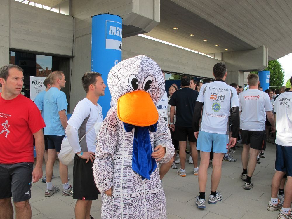 1. Augsburger Firmenlauf: Der Start. Fotos: B4B SCHWABEN