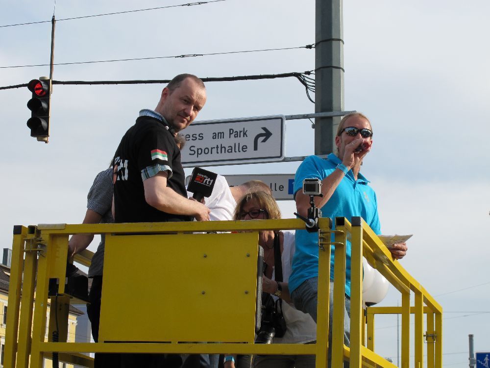 1. Augsburger Firmenlauf: Der Start. Fotos: B4B SCHWABEN