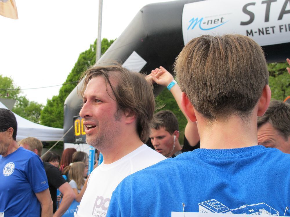 1. Augsburger Firmenlauf: Endlich im Ziel. Fotos: B4B SCHWABEN