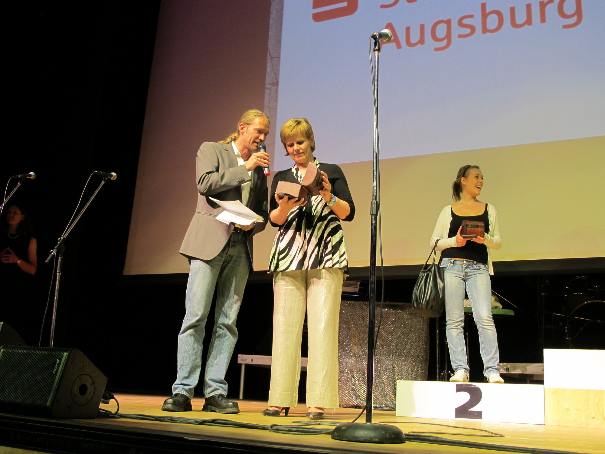 1. Augsburger Firmenlauf Teil 4: Die Siegerehrung