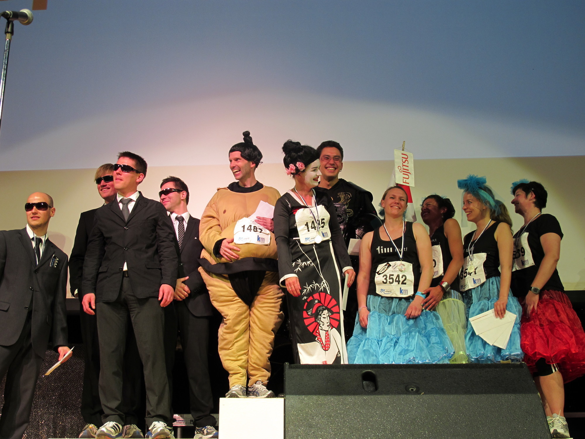 1. Augsburger Firmenlauf Teil 4: Die Siegerehrung