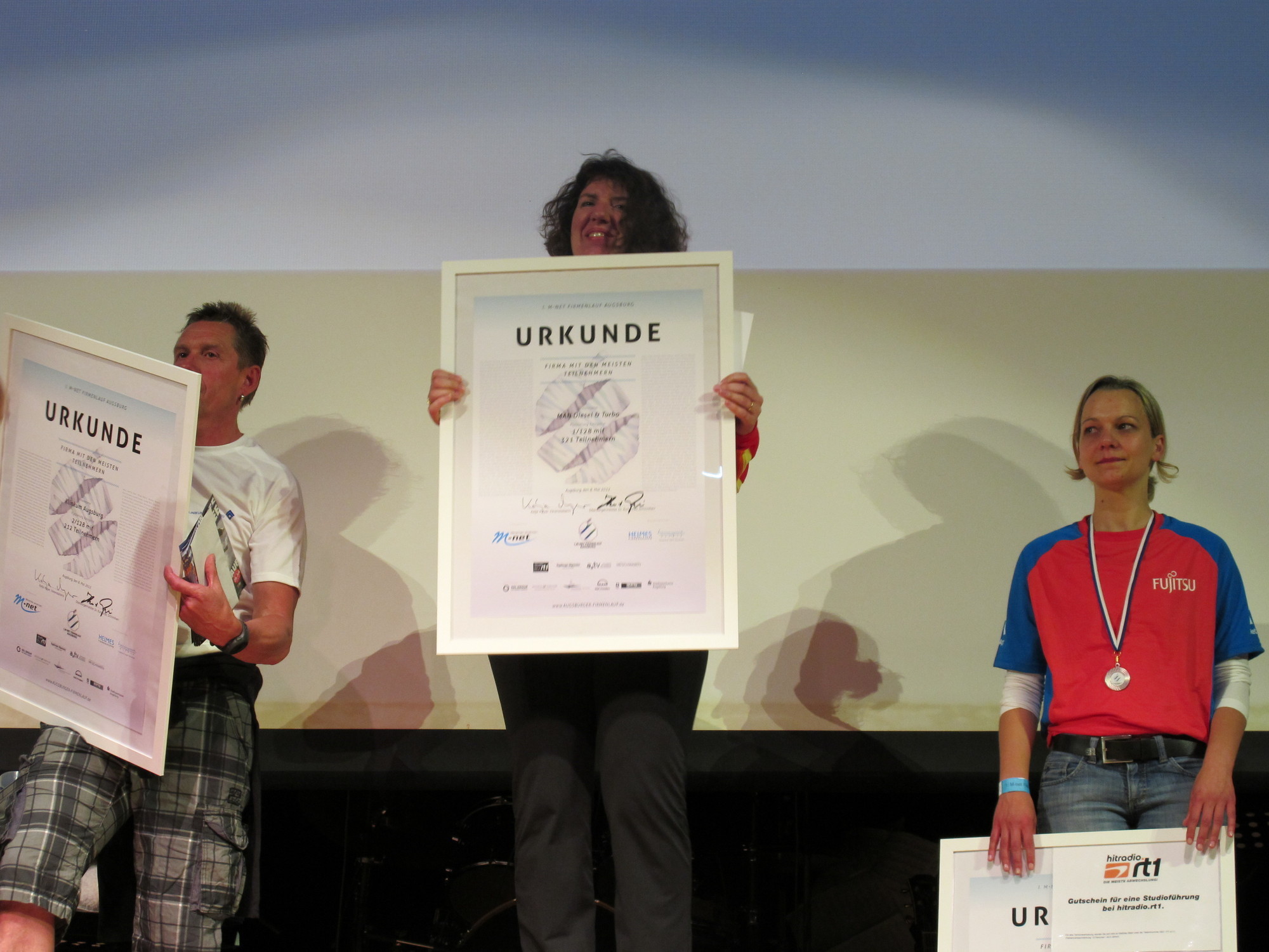 1. Augsburger Firmenlauf Teil 4: Die Siegerehrung