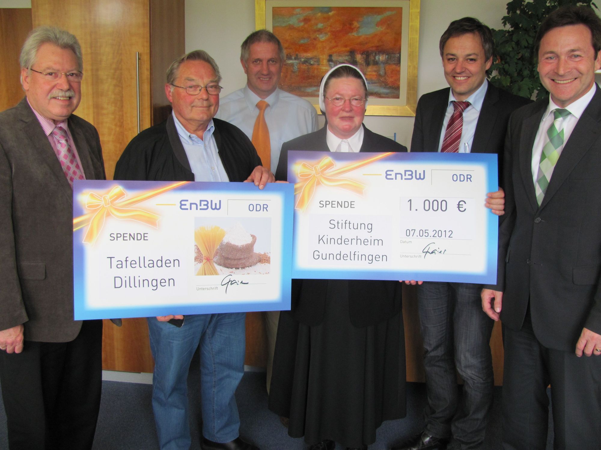 Bewiesen ein gutes Herz: Die Belegschaft EbHW Ostwürttemberg AG. Foto: lra Dillingen