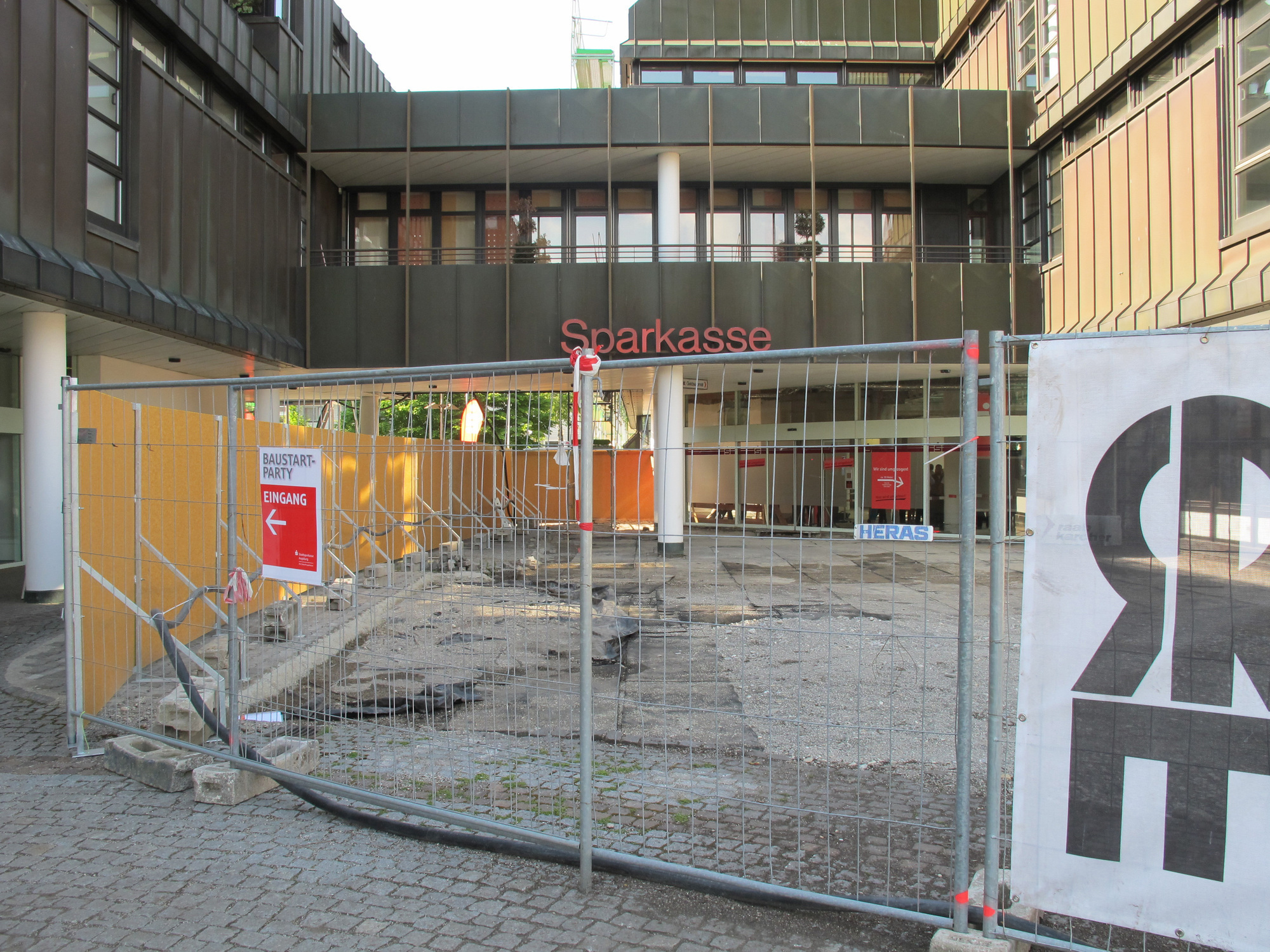 Baustart Party der Stadtsparkasse Augsburg in Friedberg. Quelle: B4B SCHWABEN