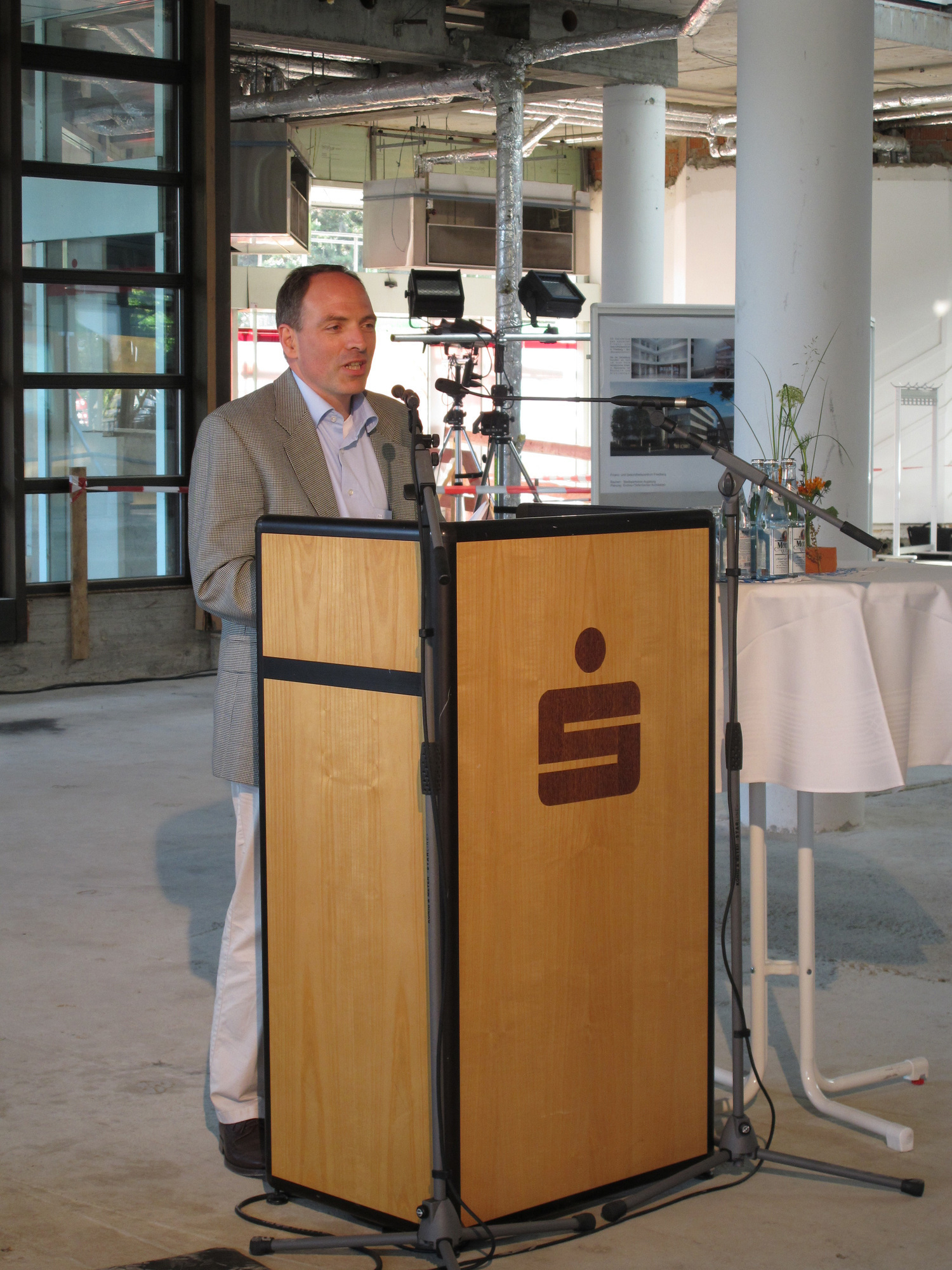 Baustart Party der Stadtsparkasse Augsburg in Friedberg. Quelle: B4B SCHWABEN