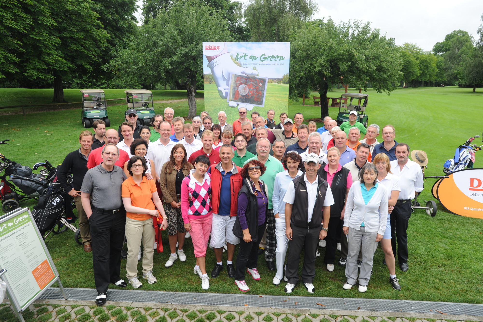 Dialog und ihre Vertriebspartner bei der jährlichen GolfTrophy, Foto: Dialog Lebensversicherungs-AG
