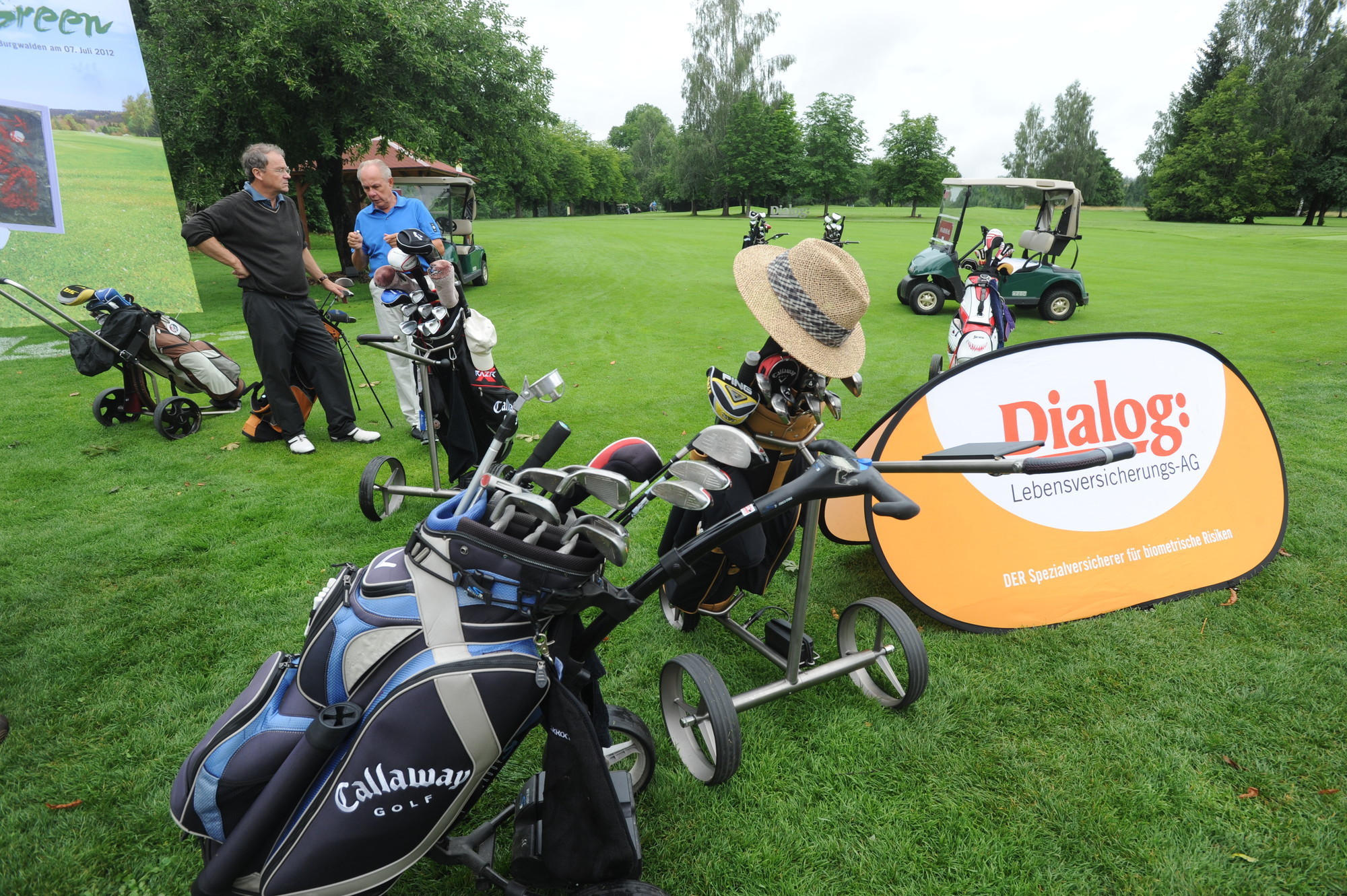 Dialog und ihre Vertriebspartner bei der jährlichen GolfTrophy, Foto: Dialog Lebensversicherungs-AG