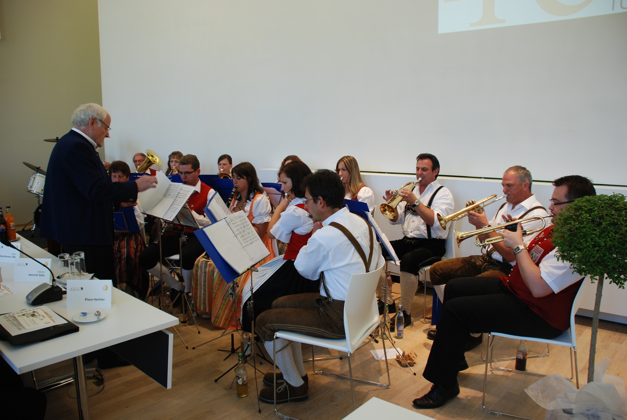 Die Kapelle bei der Festsitzung des Kreistags im Juli 2012, Foto: Landratsamt Augsburg