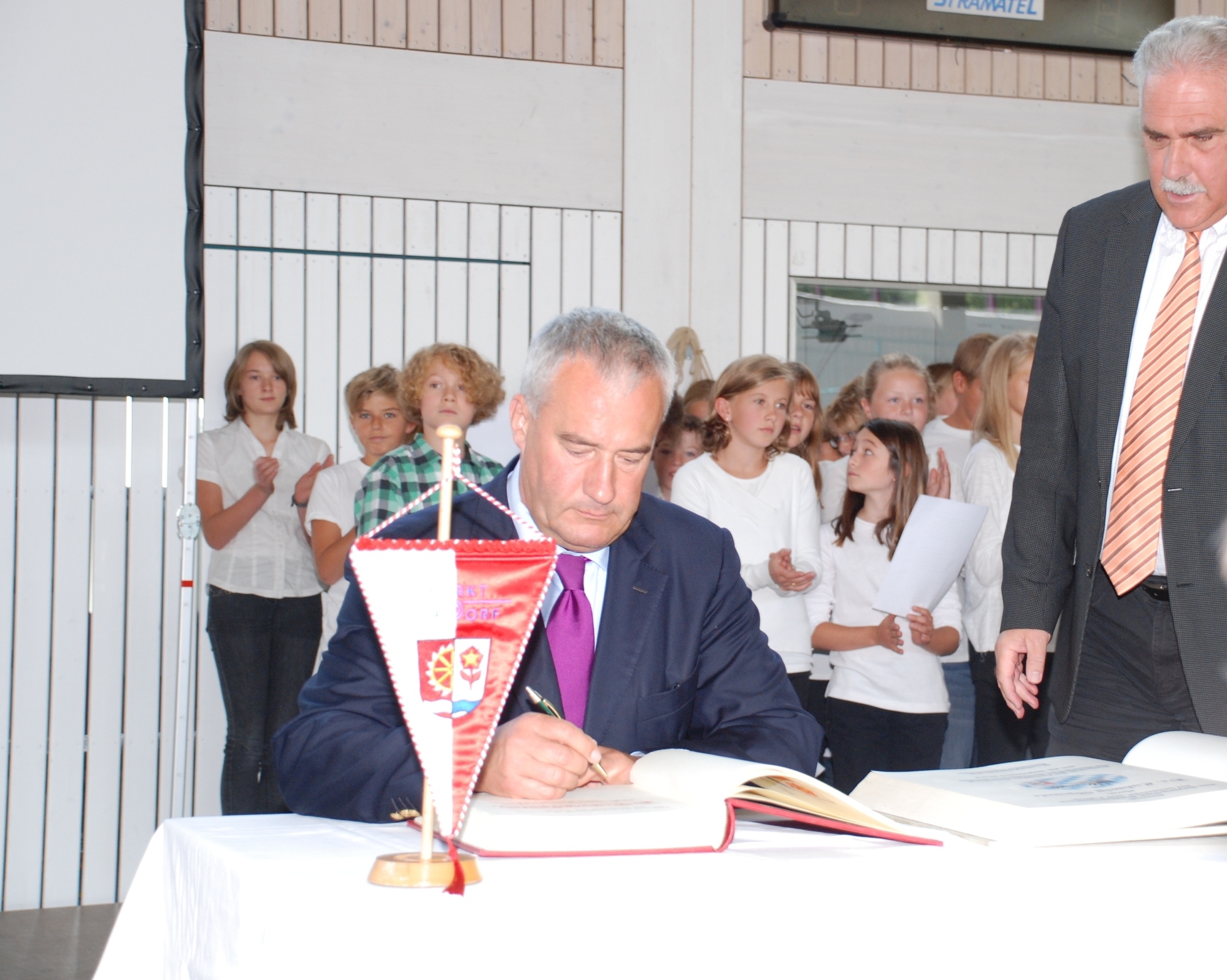 Das Gymnasium Diedorf feiert seine Eigenständigkeit und freut sich auf den Neubau, Foto: Landratsamt Augsburg