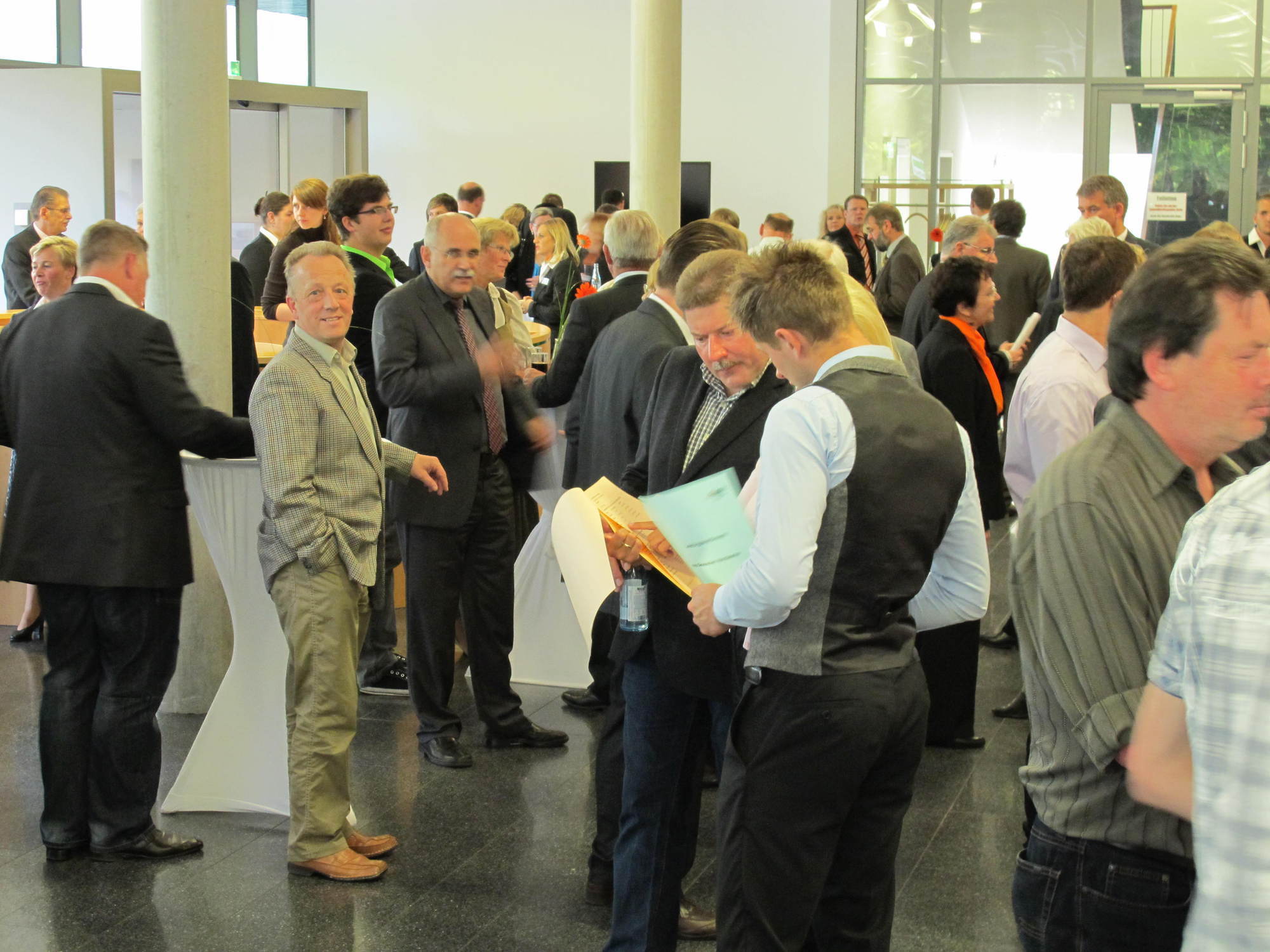 Die Handwerkskammer für Schwaben ehrt 60 Kammersiegerinnen und Kammersieger, Foto: B4B SCHWABEN