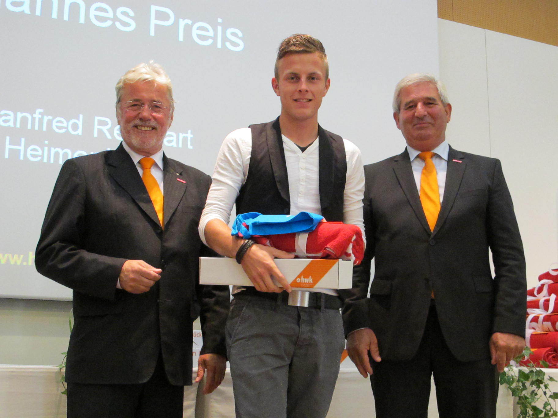 Die Handwerkskammer für Schwaben ehrt 60 Kammersiegerinnen und Kammersieger, Foto: B4B SCHWABEN