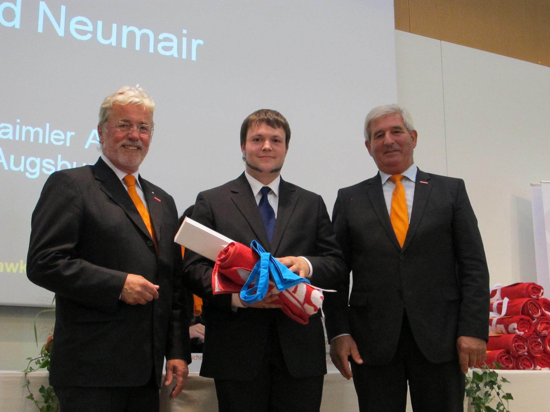 Die Handwerkskammer für Schwaben ehrt 60 Kammersiegerinnen und Kammersieger, Foto: B4B SCHWABEN