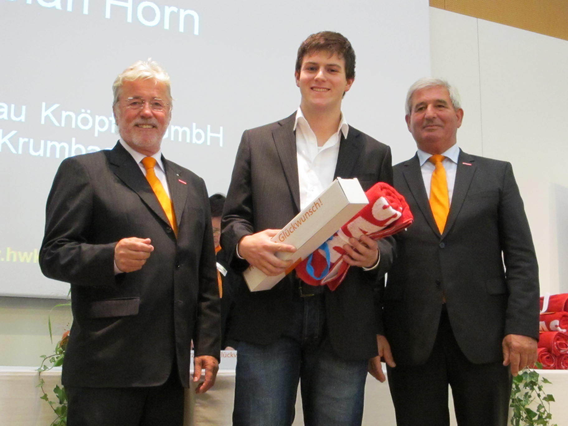 Die Handwerkskammer für Schwaben ehrt 60 Kammersiegerinnen und Kammersieger, Foto: B4B SCHWABEN