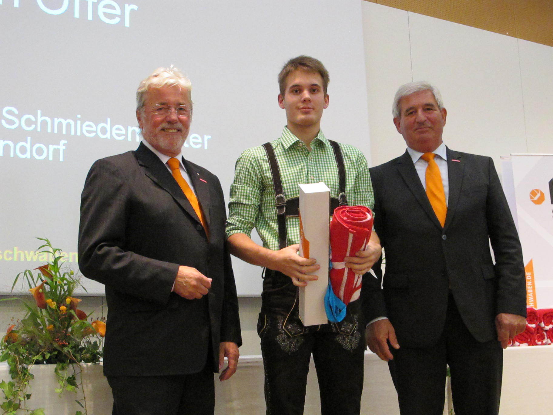 Die Handwerkskammer für Schwaben ehrt 60 Kammersiegerinnen und Kammersieger, Foto: B4B SCHWABEN