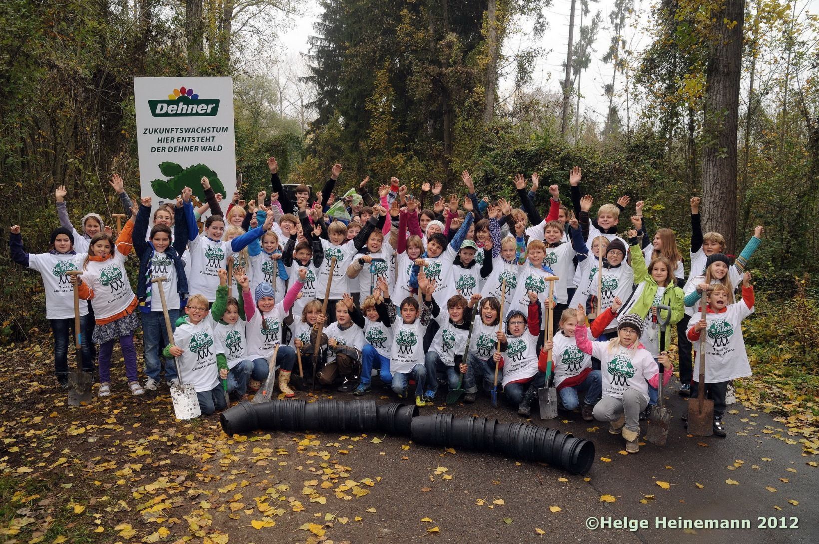 Bäume pflanzen für den Klimaschutz. © Helge Heinemann