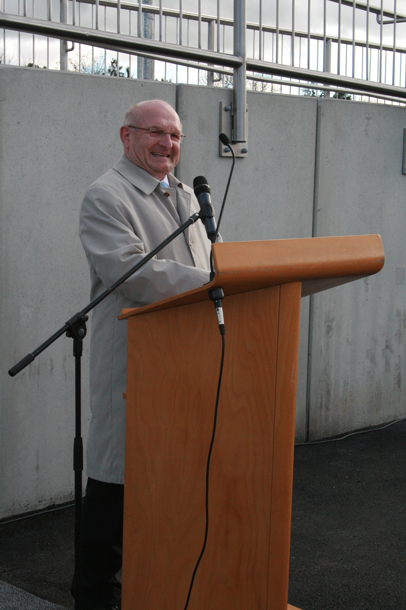 Am 5. November wurde der Bahnhalt neben dem Logistikzentrum amazon in Betrieb genommen, Foto: B4BSCHWABEN
