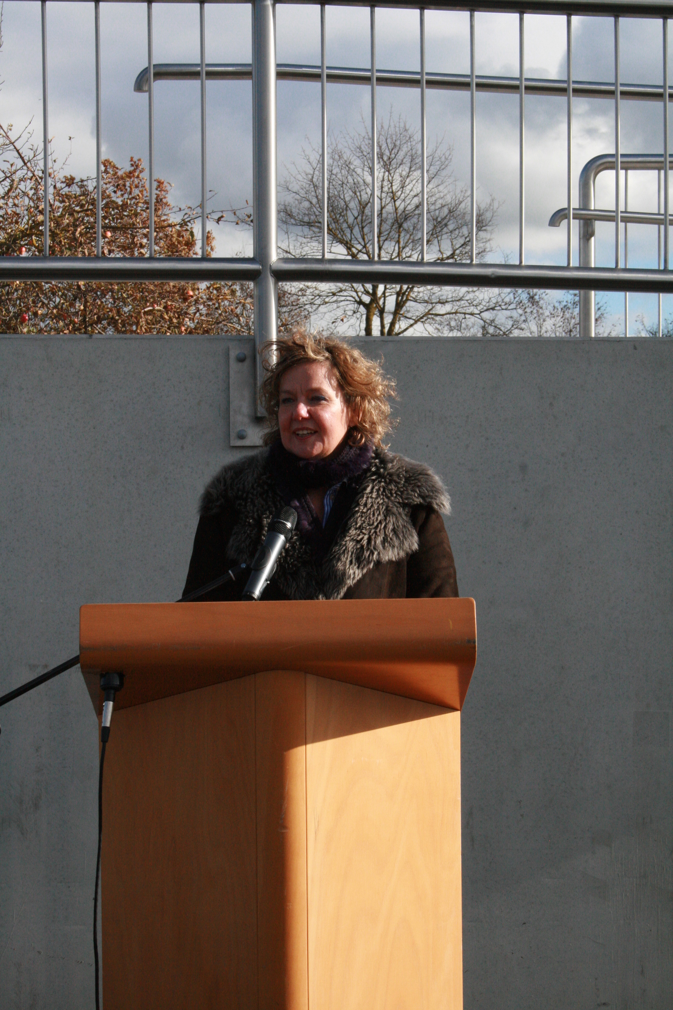 Am 5. November wurde der Bahnhalt neben dem Logistikzentrum amazon in Betrieb genommen, Foto: B4BSCHWABEN