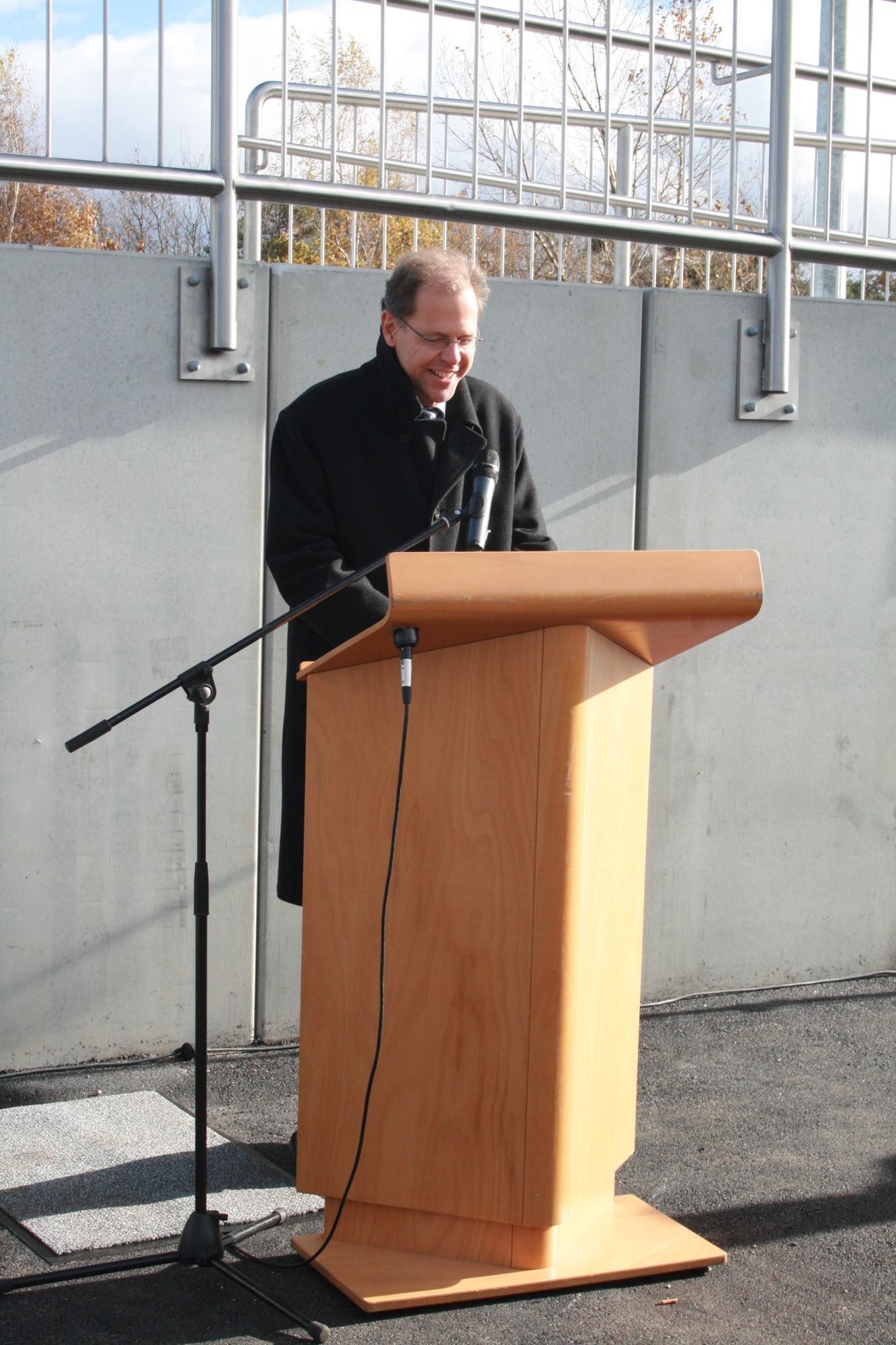 Am 5. November wurde der Bahnhalt neben dem Logistikzentrum amazon in Betrieb genommen, Foto: B4BSCHWABEN
