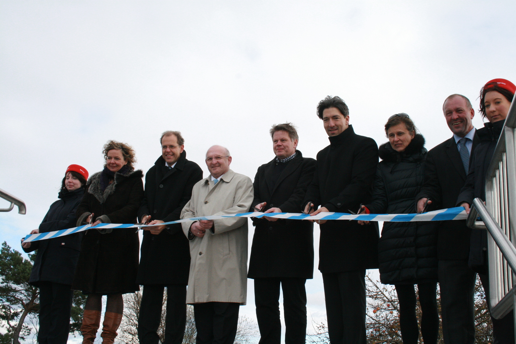Am 5. November wurde der Bahnhalt neben dem Logistikzentrum amazon in Betrieb genommen, Foto: B4BSCHWABEN
