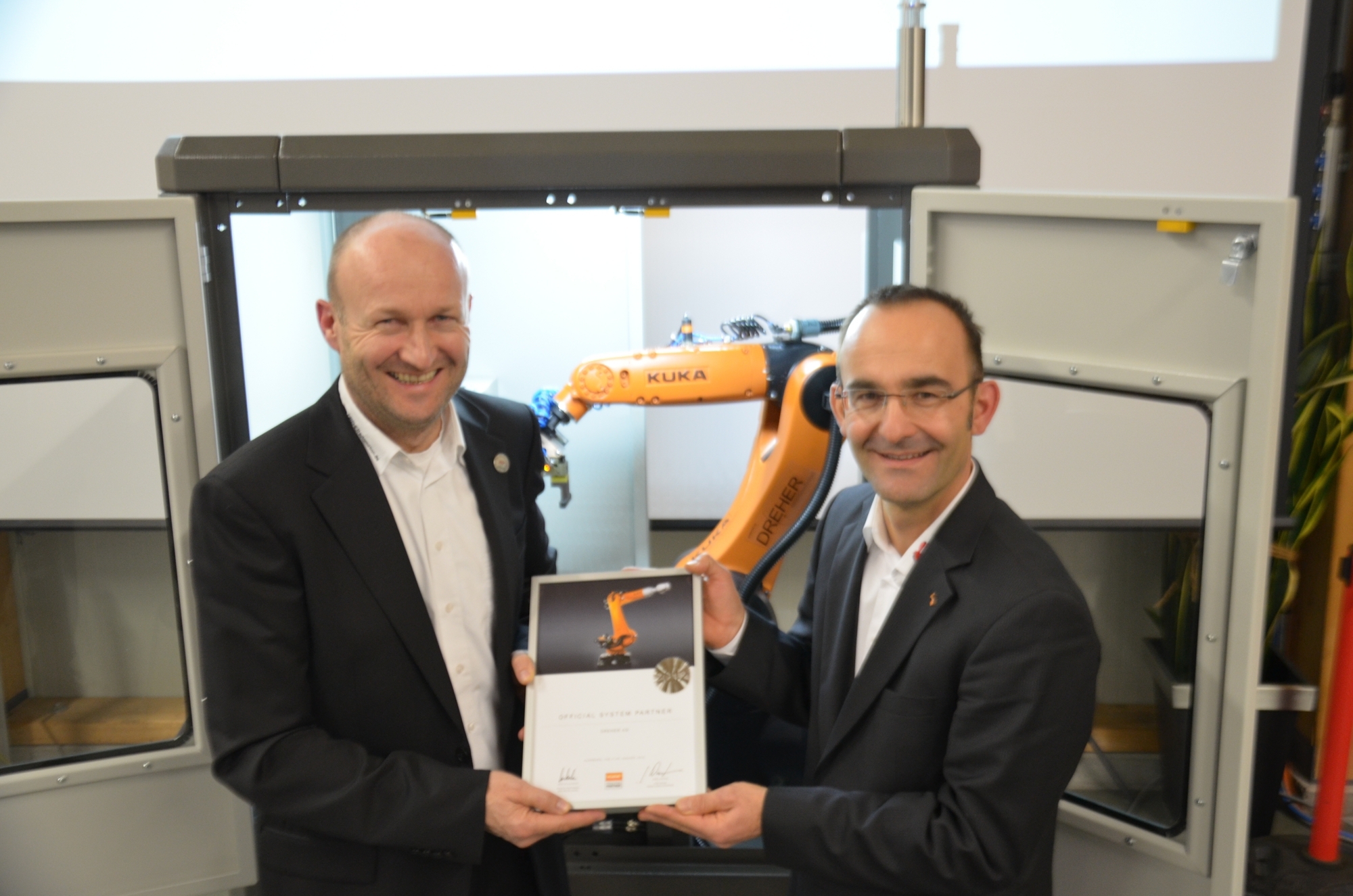 KUKA Roboter ernennt die Dreher AG zum offiziellen Systempartner, Foto: Dreher AG