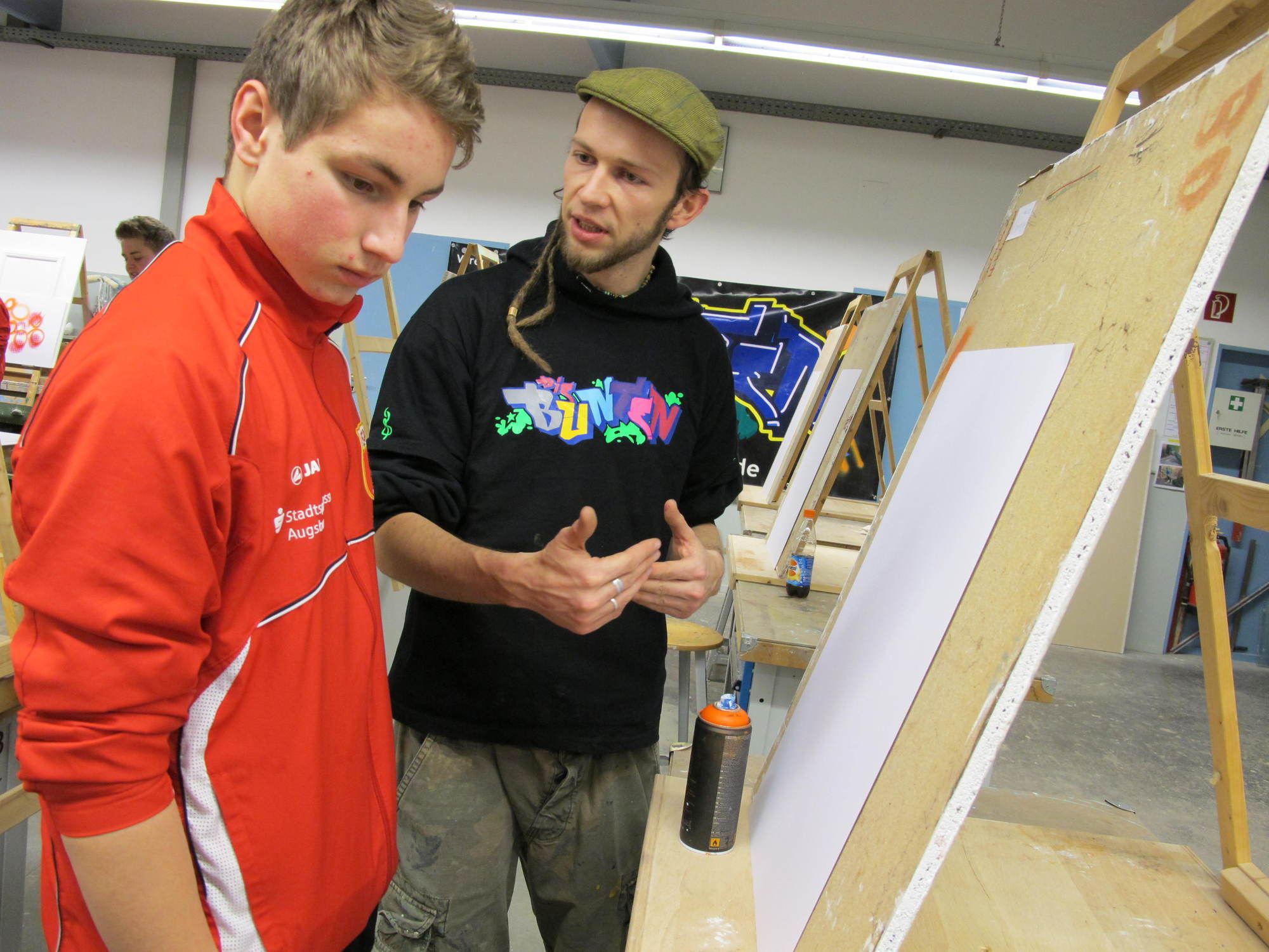 80 FCA Nachwuchsspieler im Praxistest bei der HWK in Augsburg, Foto: B4B SCHWABEN
