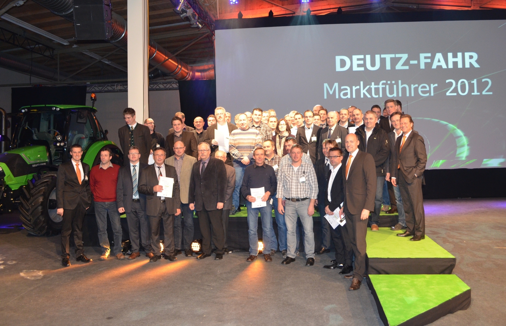 SAME DEUTZ-FAHR zeichnete die Marktführer 2012 bei einer Tagung in Berlin aus, Foto: SAME DEUTZ-FAHR DEUTSCHLAND GmbH