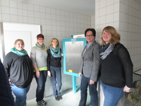 (v. r.): Martina Brandl, Cornelia Reisenbüchler, Patrycja Grutza, Tanja Weißenhorner und Julia Reuter, Foto: Bezirk Schwaben