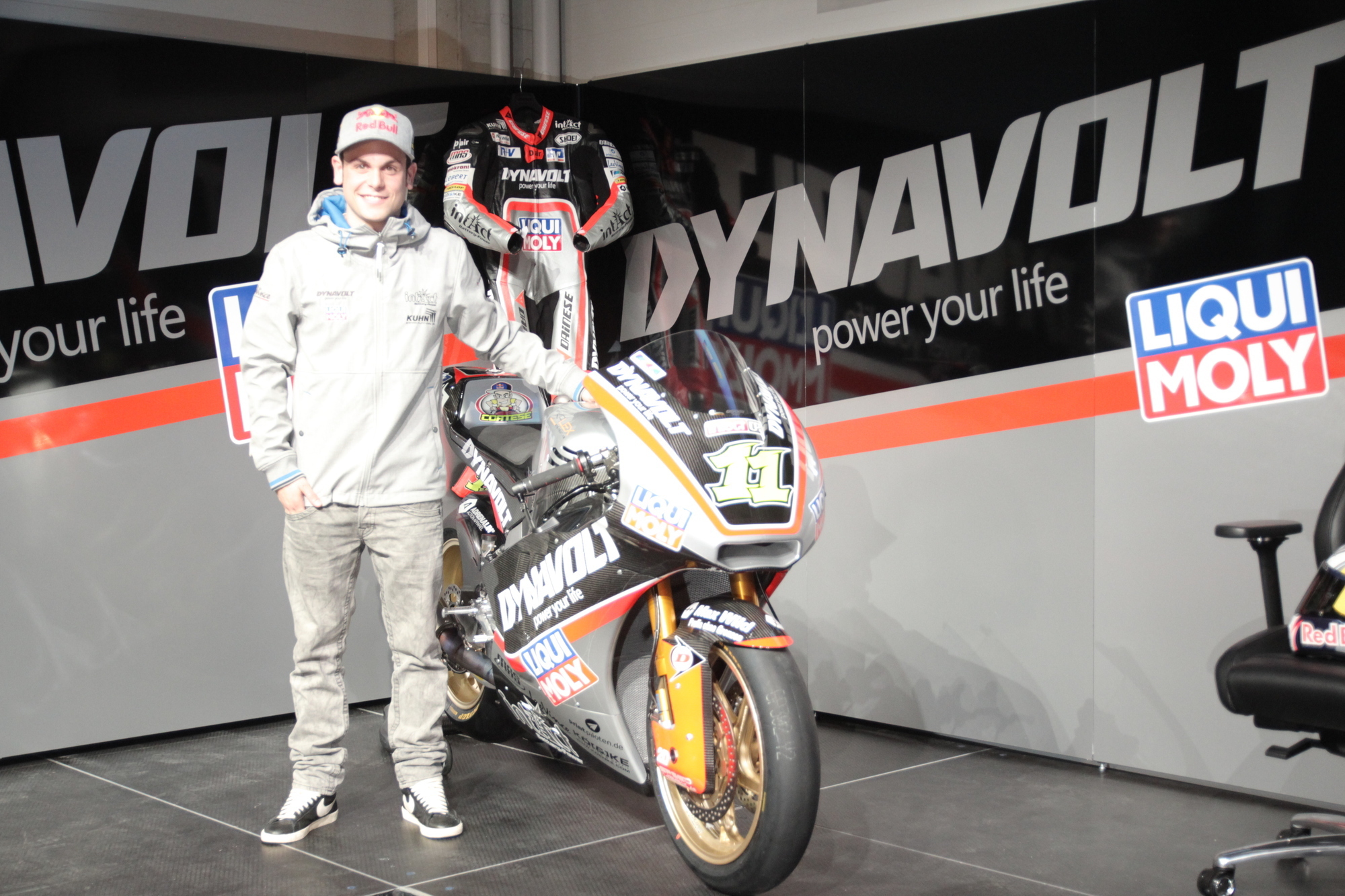 Sandro Cortese präsentiert sein Moto2-Team bei Keckeisen, Foto: B4B SCHWABEN