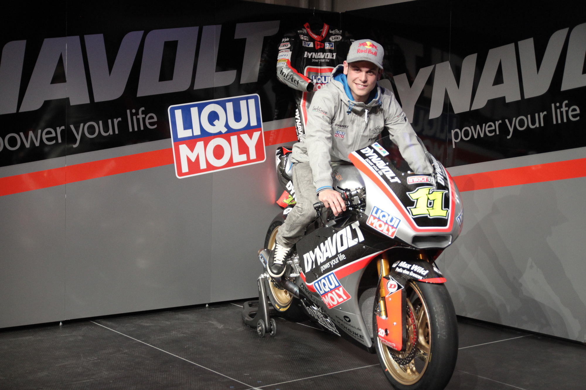 Sandro Cortese präsentiert sein Moto2-Team bei Keckeisen, Foto: B4B SCHWABEN