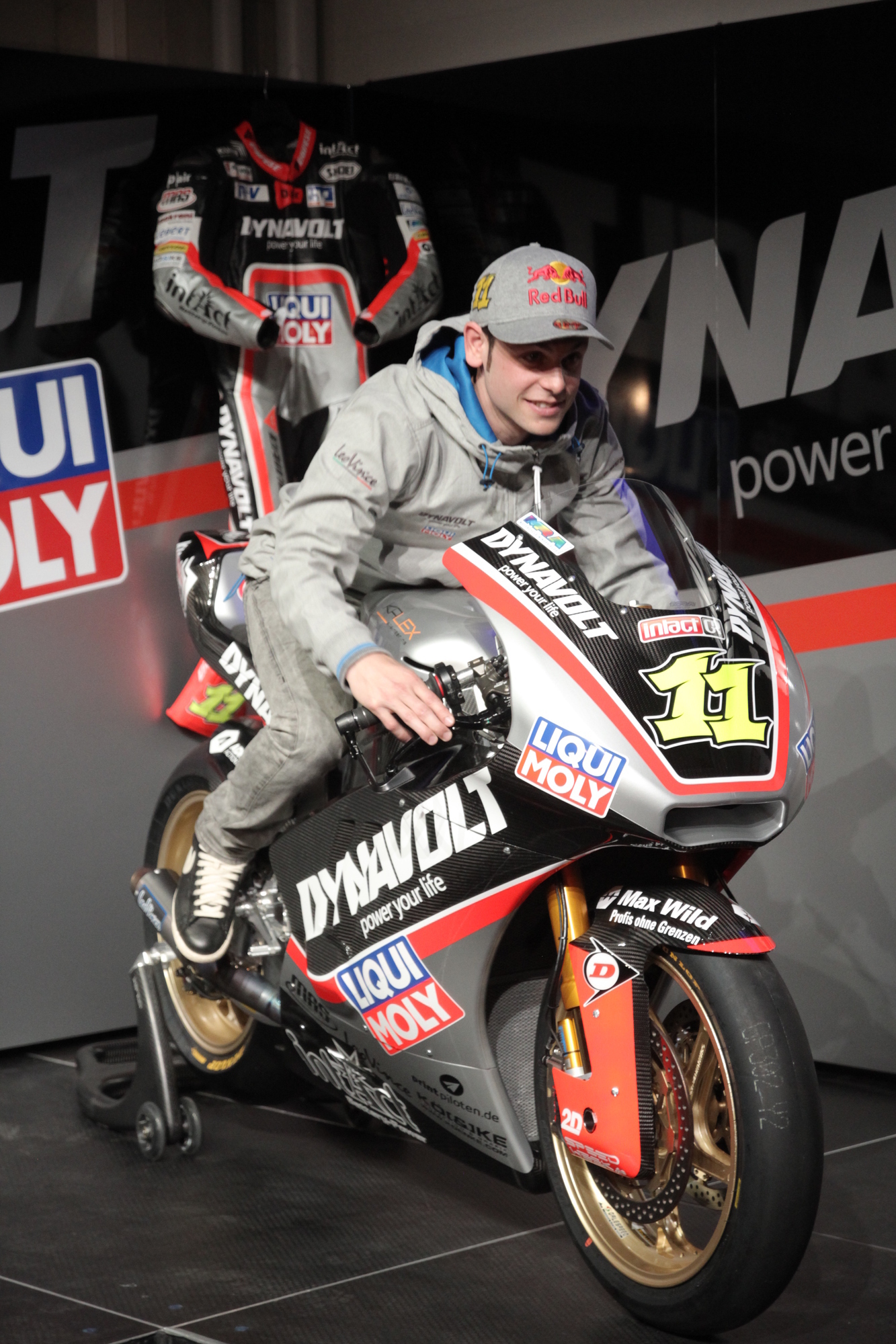 Sandro Cortese präsentiert sein Moto2-Team bei Keckeisen, Foto: B4B SCHWABEN