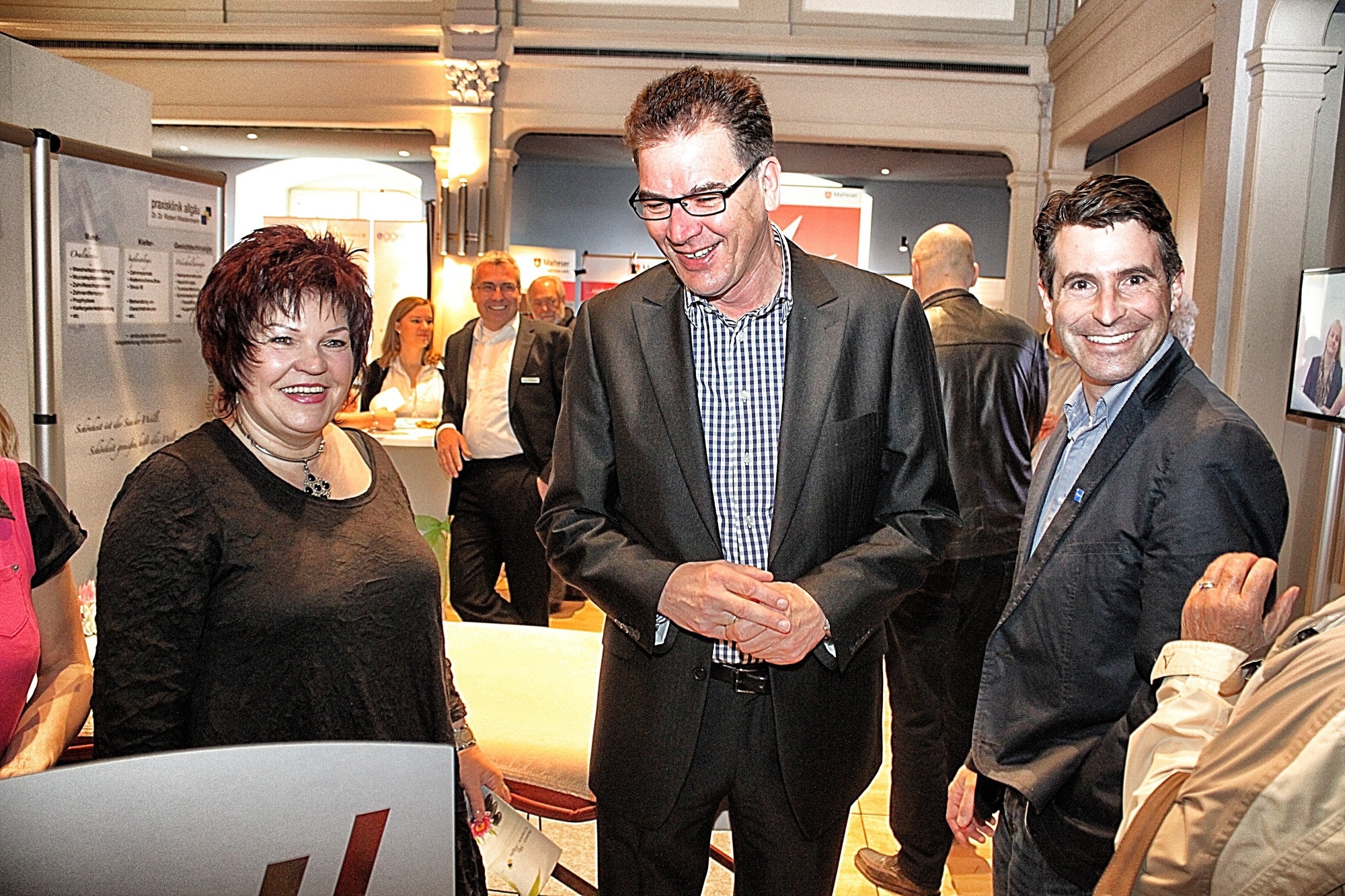 Schirmherr Dr. Gerd Müller und Landtagskandidat Eric Beißwenger im Gespräch Foto: Herr Marcus Baumann