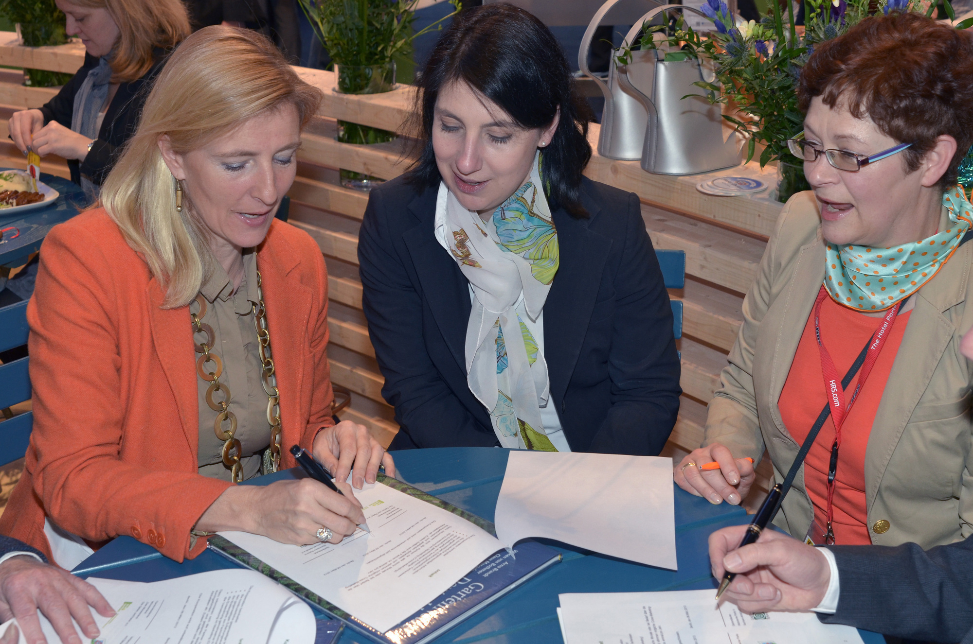 Bayerns Wirtschaftsstaatssekretärin Katja Hessel besucht den Tourismusverband Allgäu/Bayerisch-Schwaben auf der ITB, Foto: bytm