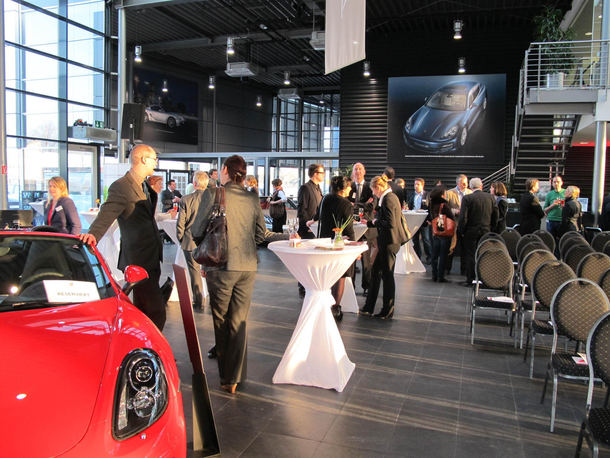 AUGUSTA Personaldienstleister lud zum 11. Personalentscheider Netzwerktreffen ins Porsche Zentrum Augsburg, Foto: B4B SCHWABEN