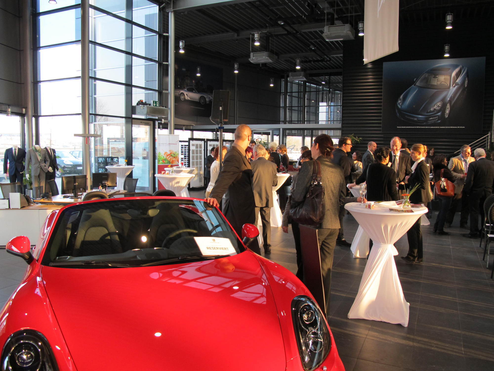 AUGUSTA Personaldienstleister lud zum 11. Personalentscheider Netzwerktreffen ins Porsche Zentrum Augsburg, Foto: B4B SCHWABEN