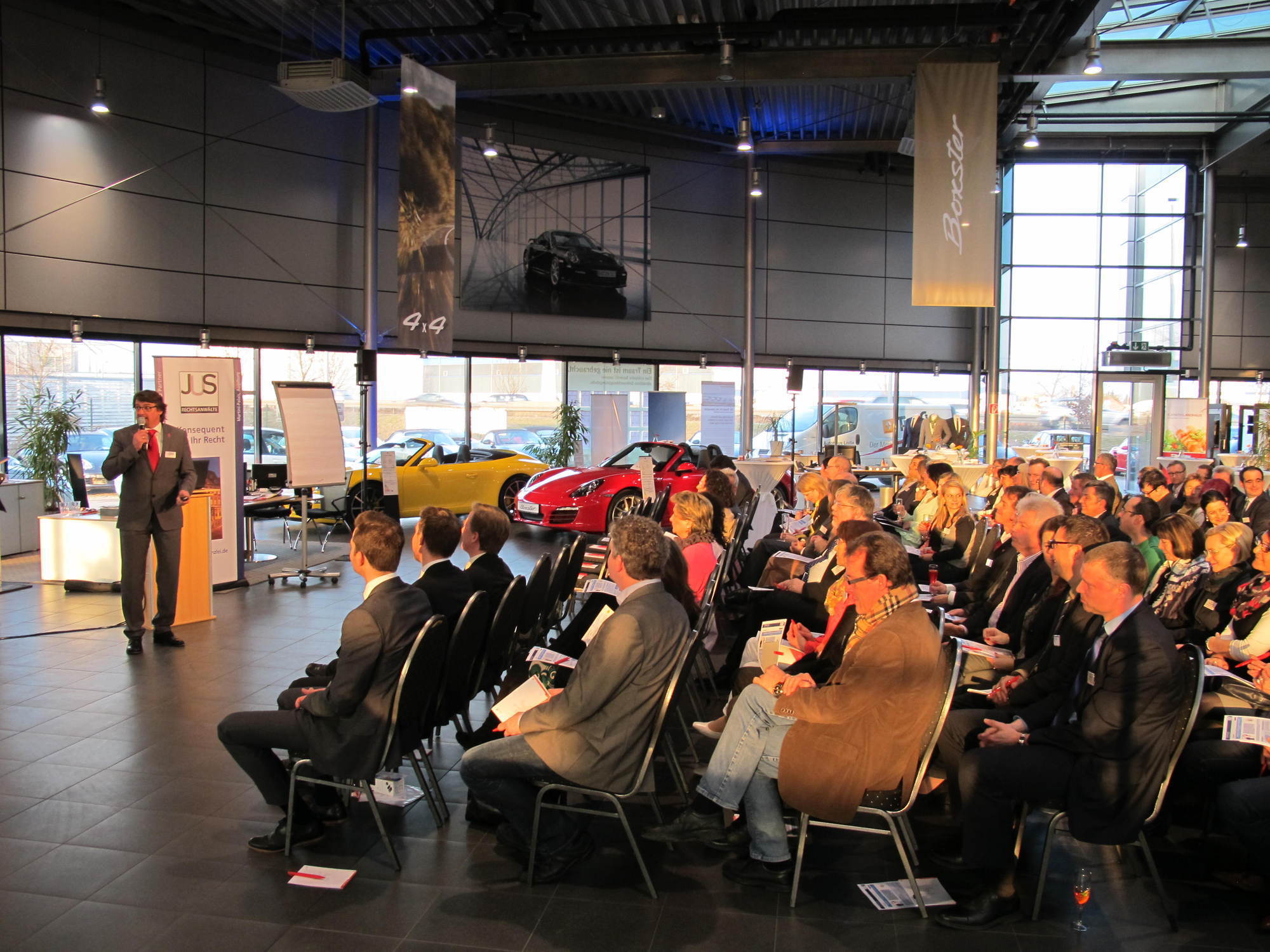 AUGUSTA Personaldienstleister lud zum 11. Personalentscheider Netzwerktreffen ins Porsche Zentrum Augsburg, Foto: B4B SCHWABEN