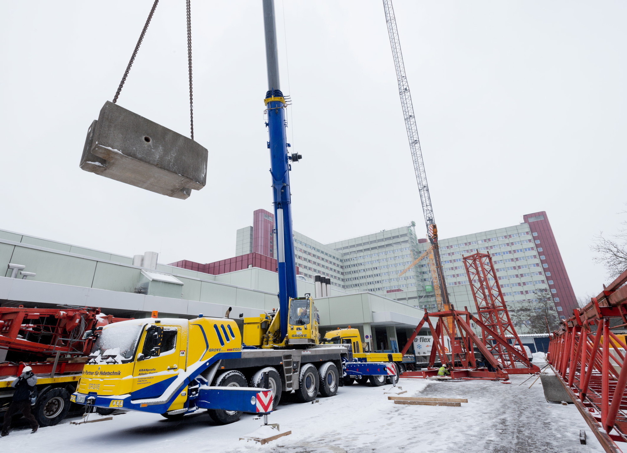 Die neue Luftrettungsstation entsteht auf dem Dach des Klinikums Augsburg, Foto: Klinikum Augsburg