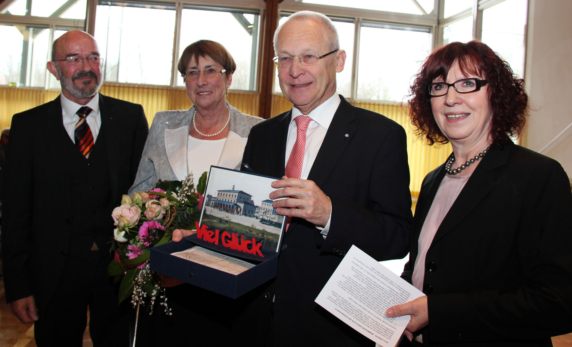 Die Gratulanten von Oberbürgermeister Dr, Ivo Holzinger Foto: Stadt Memmingen