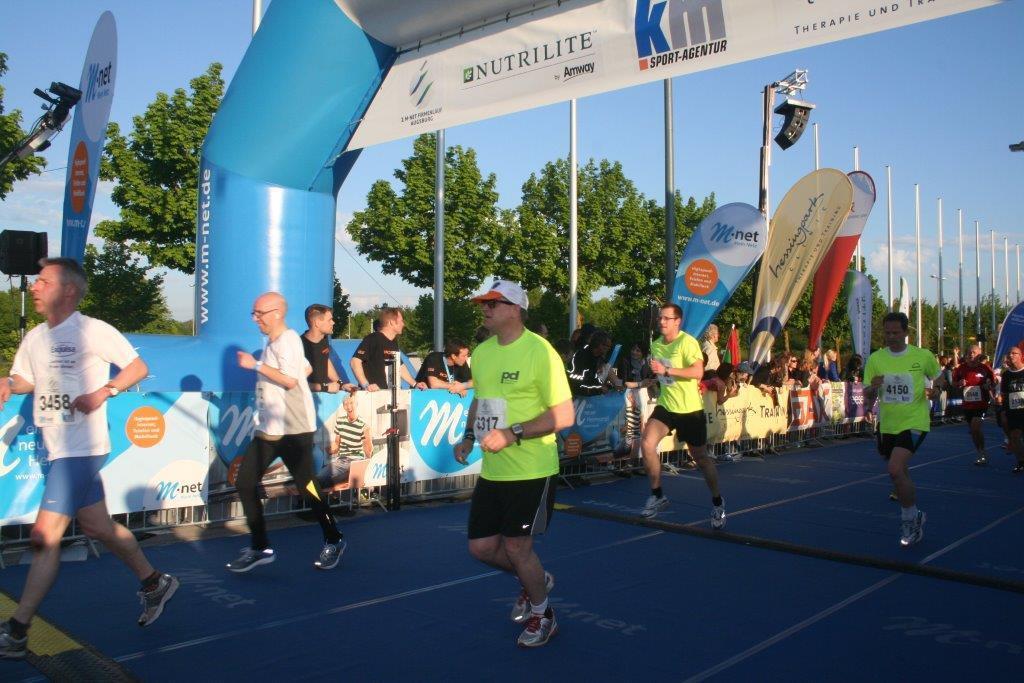 2. M-net Firmenlauf: Zieleinlauf 2