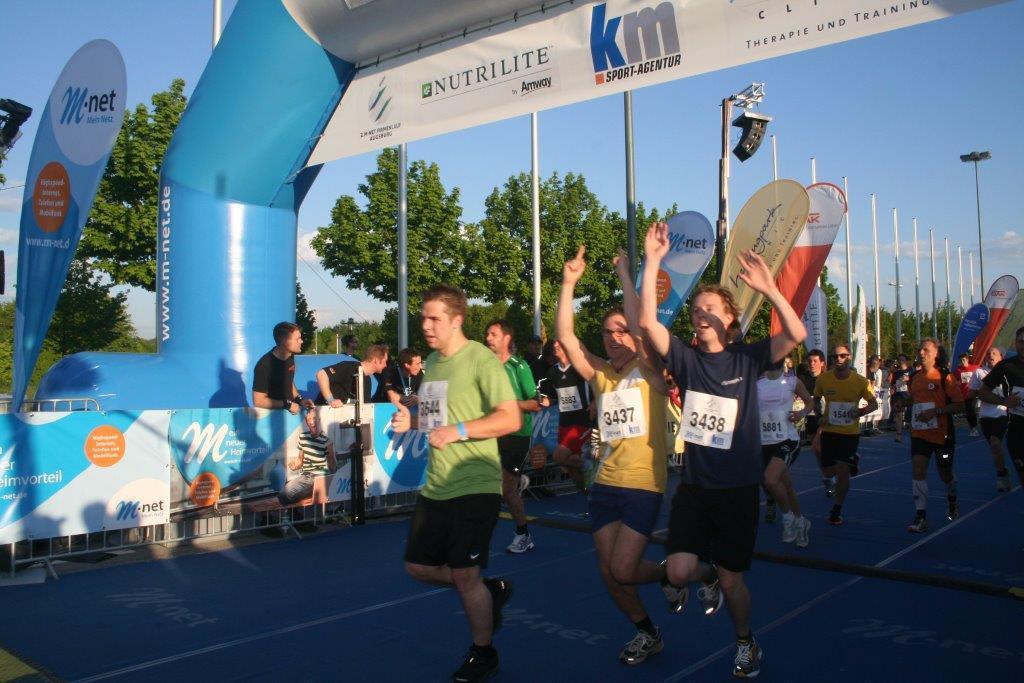 2. M-net Firmenlauf: Zieleinlauf 2