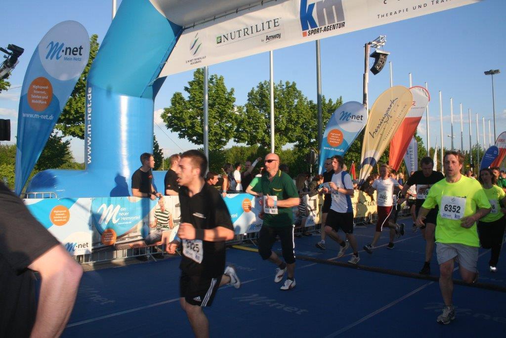2. M-net Firmenlauf: Zieleinlauf 2