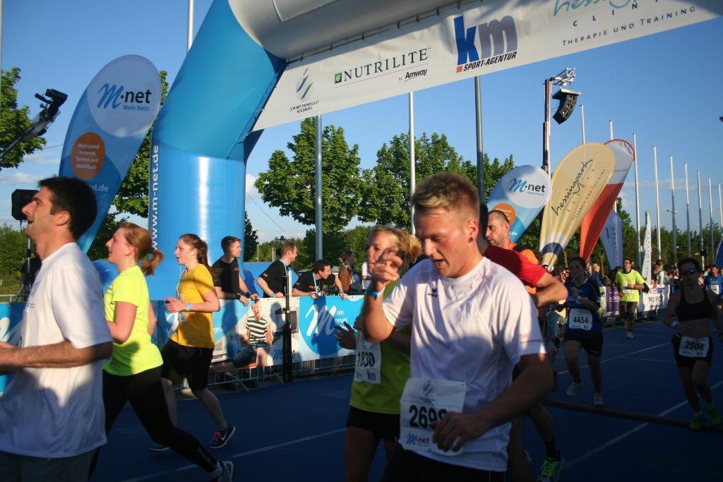 2. M-net Firmenlauf: Zieleinlauf 2