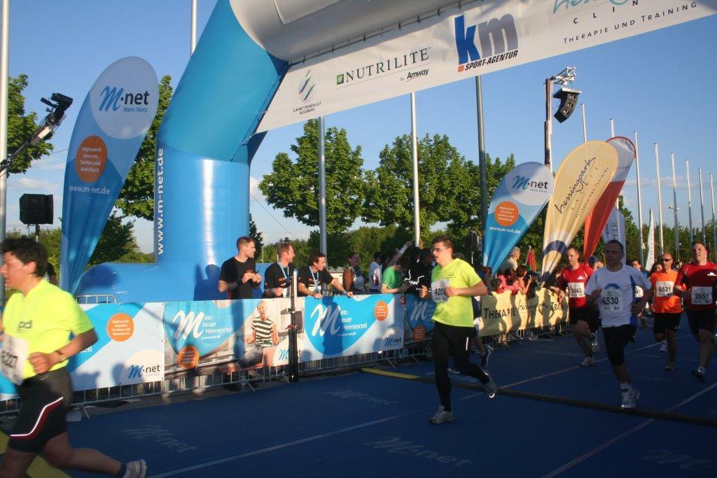 2. M-net Firmenlauf: Zieleinlauf 2