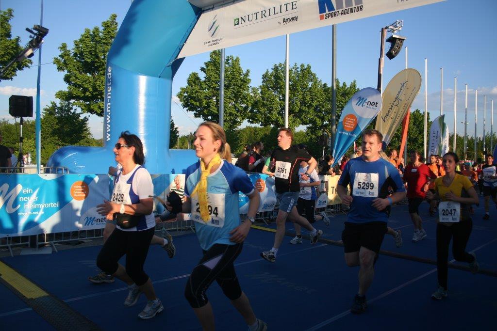 2. M-net Firmenlauf: Zieleinlauf 2
