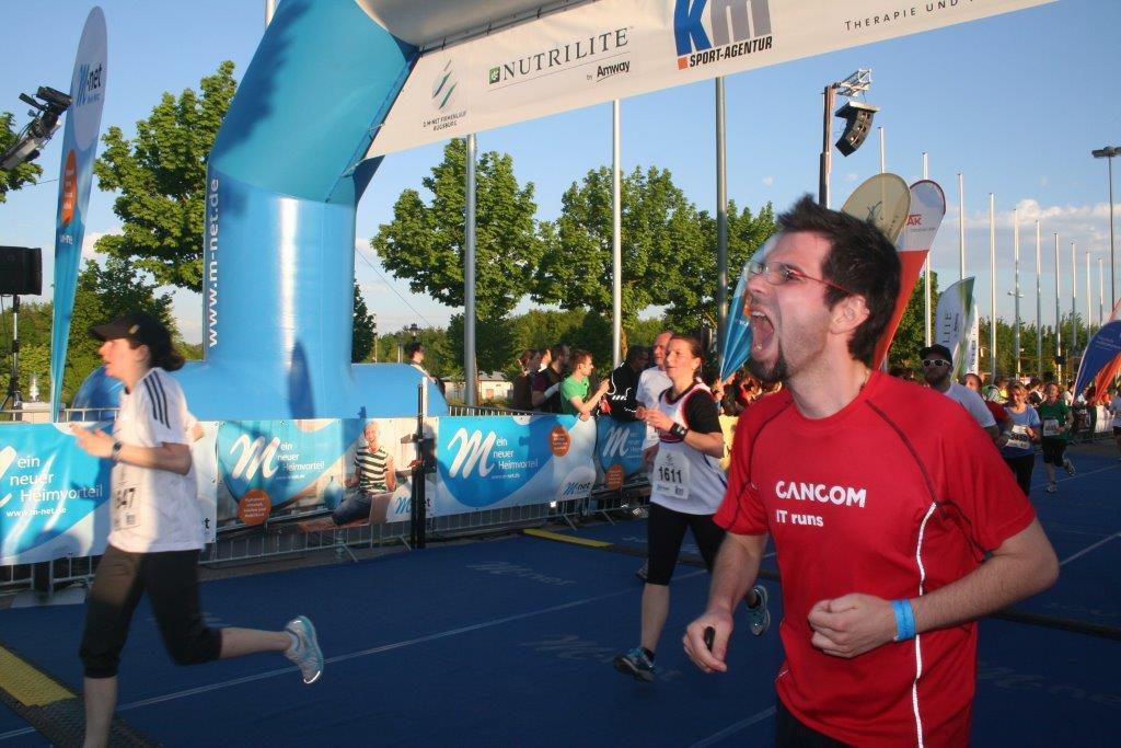 2. M-net Firmenlauf: Zieleinlauf 2