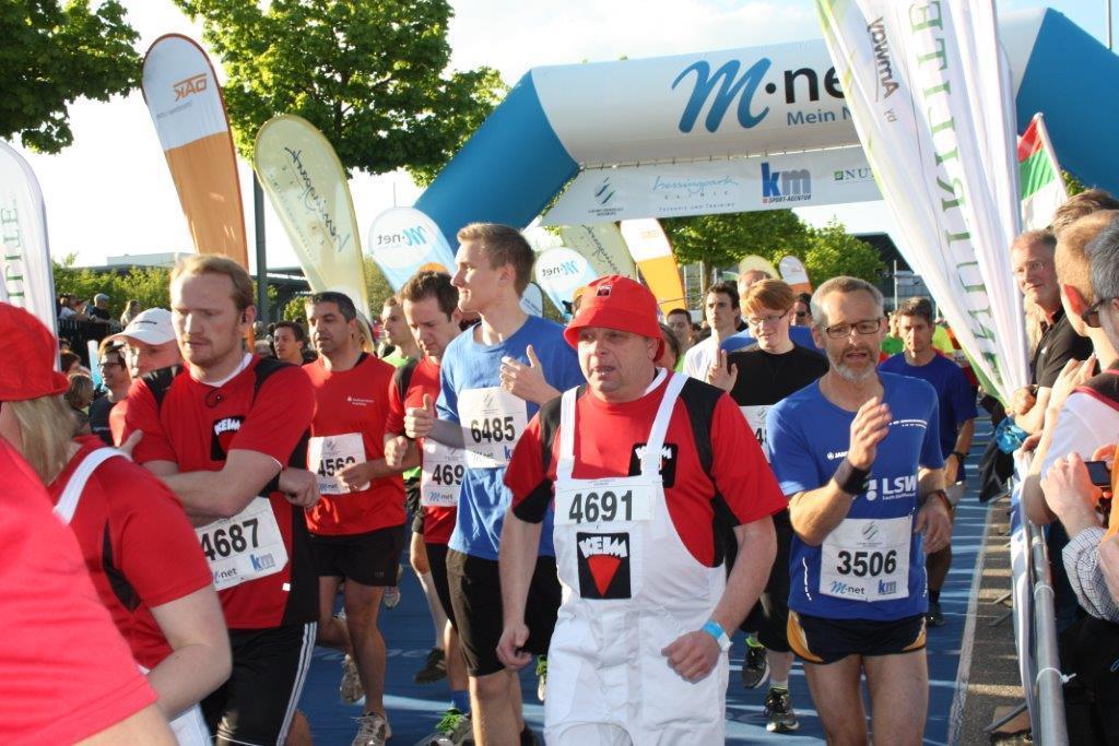 2. M-net Firmenlauf: Zieleinlauf 2