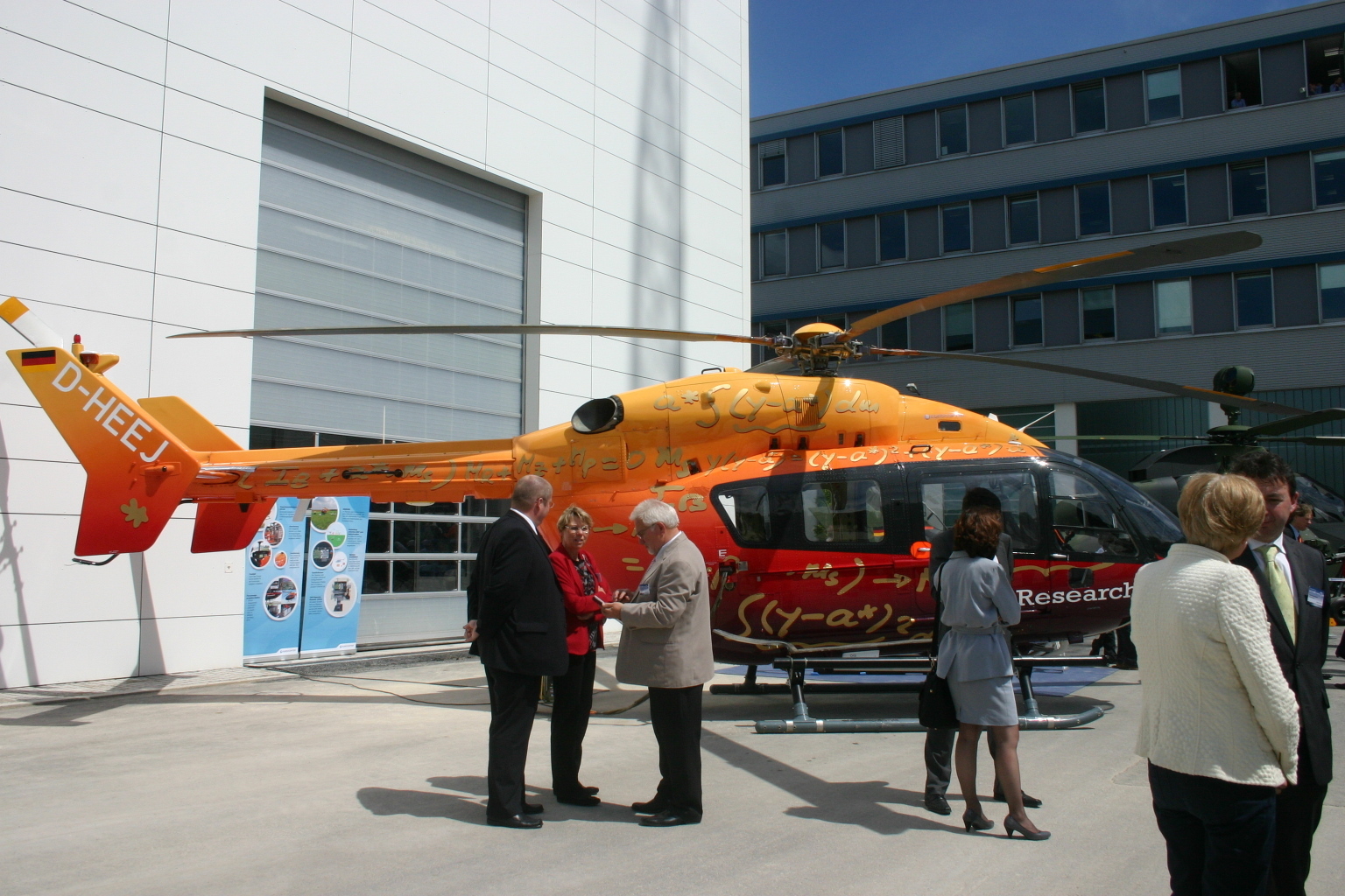 Eurocopter eröffnet am Standort Donauwörth ein neues Hubschrauber-Entwicklungszentrum, Foto: B4B SCHWABEN
