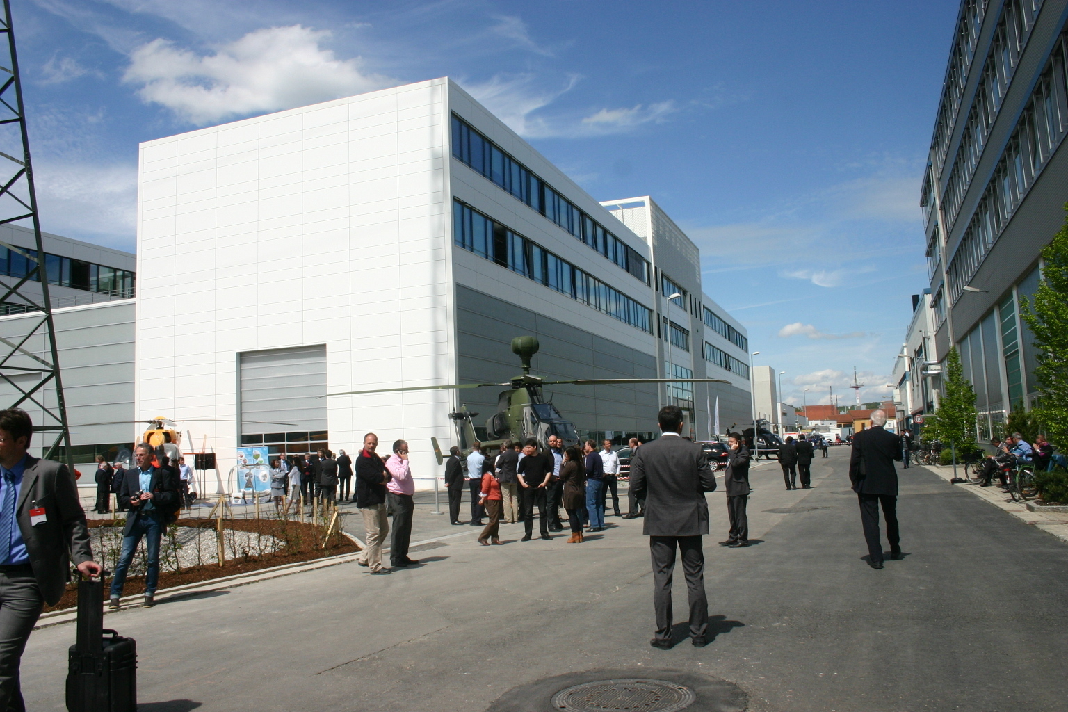 Eurocopter eröffnet am Standort Donauwörth ein neues Hubschrauber-Entwicklungszentrum, Foto: B4B SCHWABEN