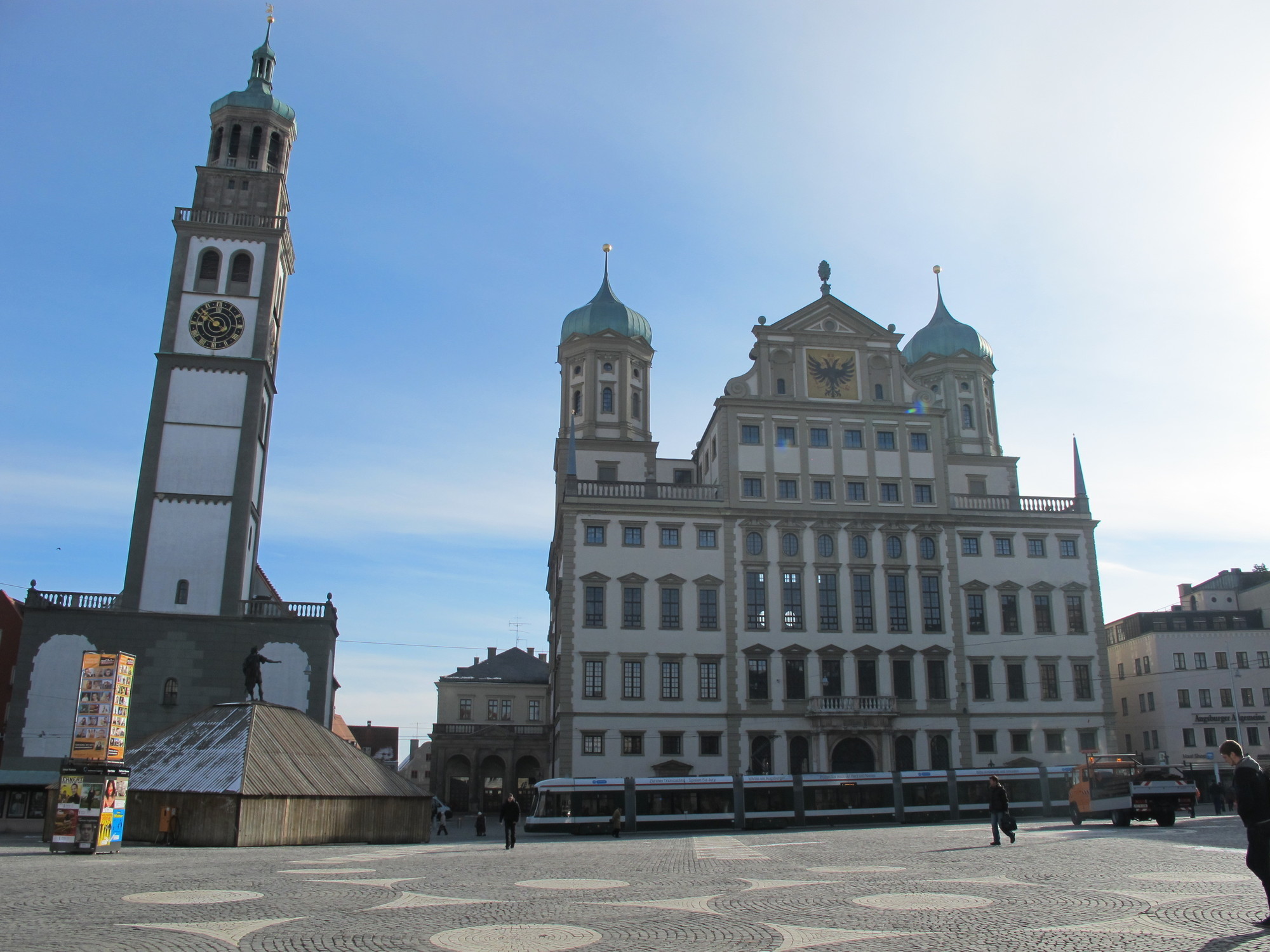 Die Stadt wächst, ohne zu wachsen - Seit dem Zensus 2011 leben plötzlich 2.755 Menschen mehr in Augsburg, Foto: B4B SCHWABEN