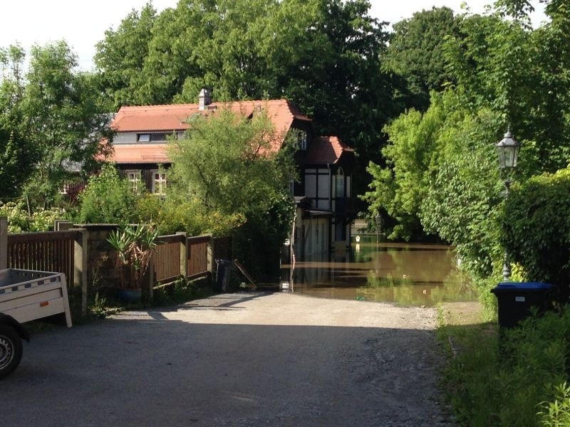 Hochwasser. Bildquellen: Privat/ B4B SCHWABEN