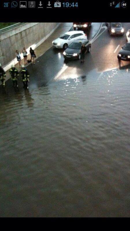 Das Unwetter hinterließ Chaos pur in Augsburg Stadt und Land. Fotos: B4B SCHWABEN